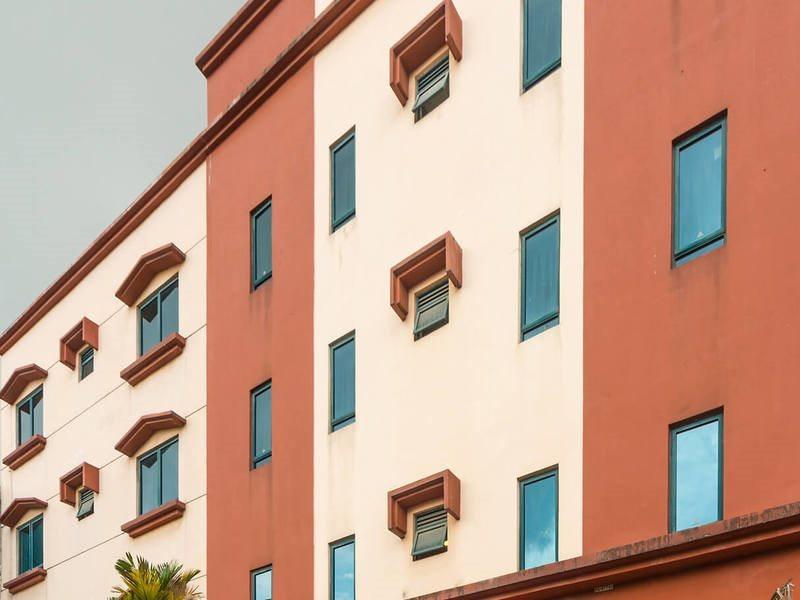 Reddoorz At Geylang Hotel Singapore Exterior photo